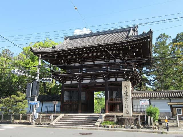 広隆寺（楼門）